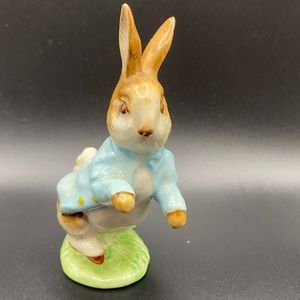 Antique Beatrix Potter’s “Peter Rabbit” Ceramic Figurine